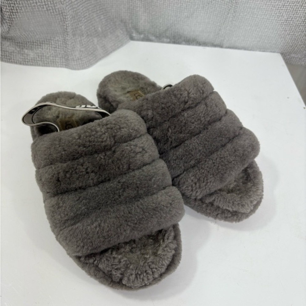 UGG Gray Fluffy Furry Slingback Slippers, size 7